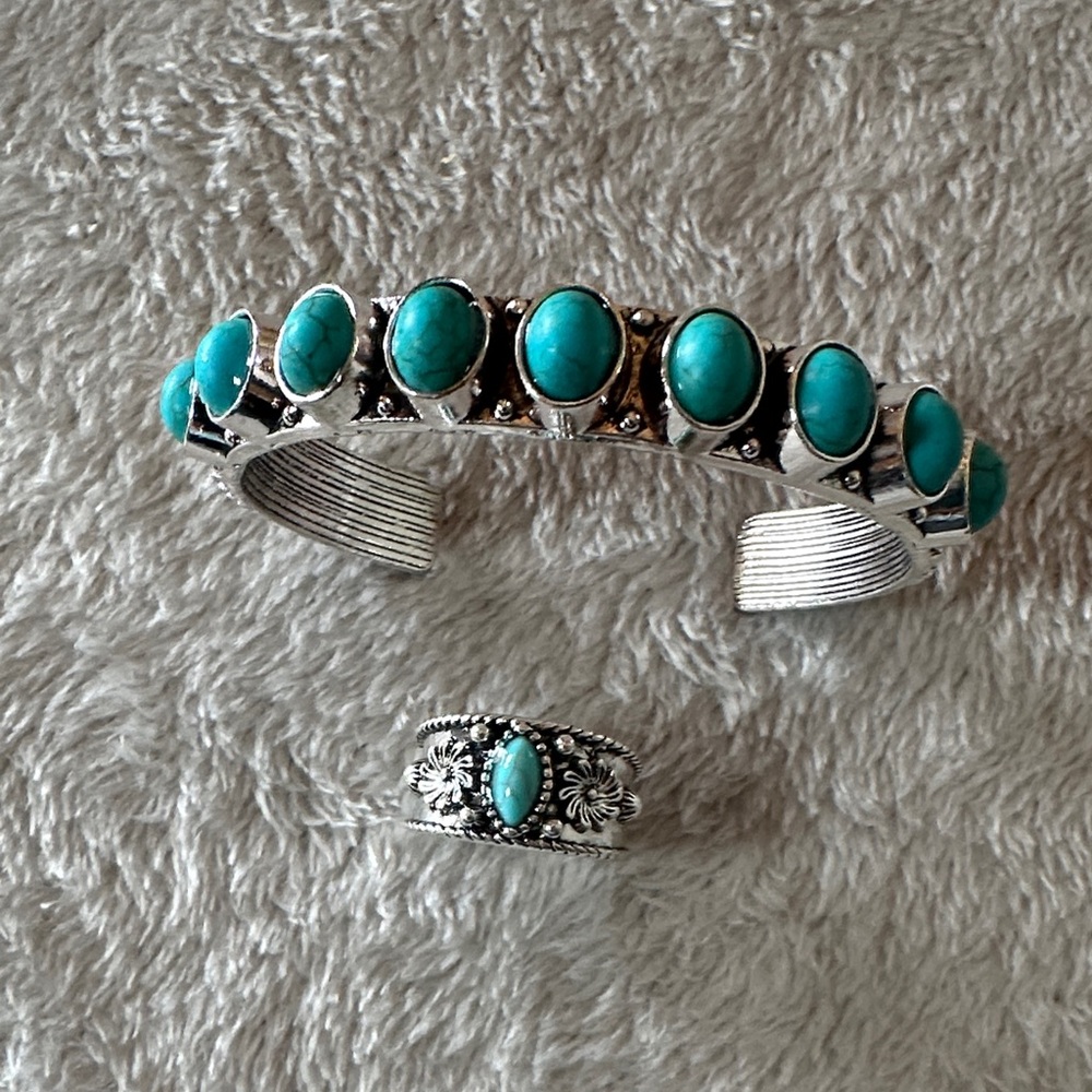 Silver and Turquoise Bracelet and Ring Set